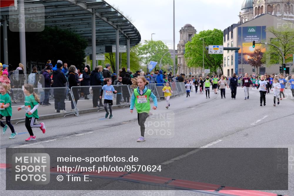 25.04.2026 - Das Zehntel Tim E. http://msf.ph/oto/9570624 25.04.2026 09:02:50 Ziel 1168, 1400, 1602, 1621, 1637, 2271, 2273, 2356, 2374, 2695, 2846, 3448, 3457 meine-sportfotos.de