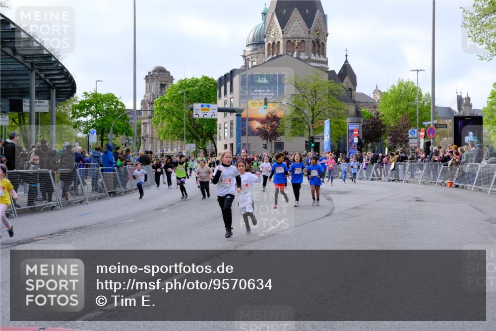 25.04.2026 - Das Zehntel Tim E. http://msf.ph/oto/9570634 25.04.2026 09:02:52 Ziel 1058, 1107, 1168, 1400, 2119, 2122, 2126, 2356, 2374, 2695, 2846, 3448, 3457 meine-sportfotos.de