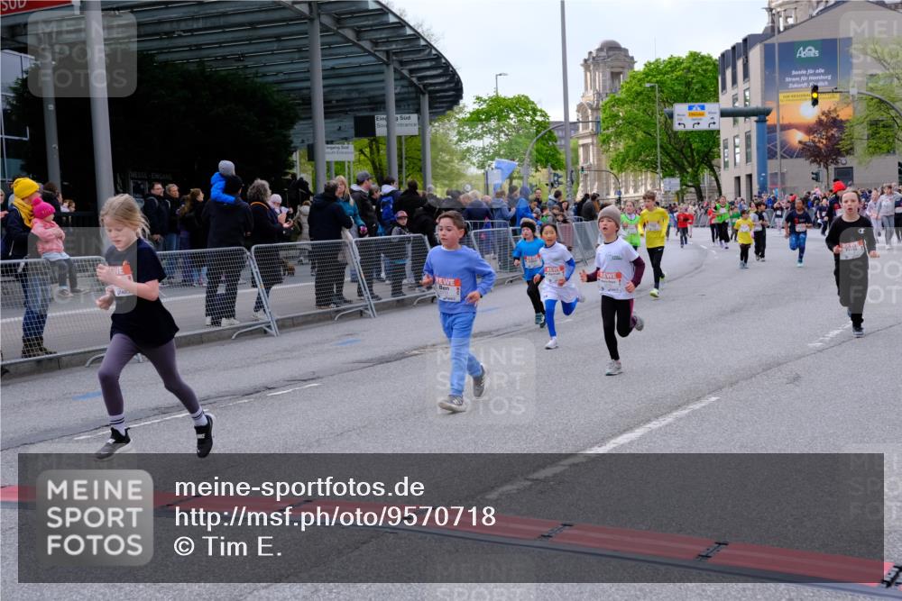 25.04.2026 - Das Zehntel Tim E. http://msf.ph/oto/9570718 25.04.2026 09:03:16 Ziel 1428, 1432, 1437, 1911, 1925, 2212, 2215, 2231, 3386, 3388, 3478, 3482, 3728, 3818, 3821 meine-sportfotos.de