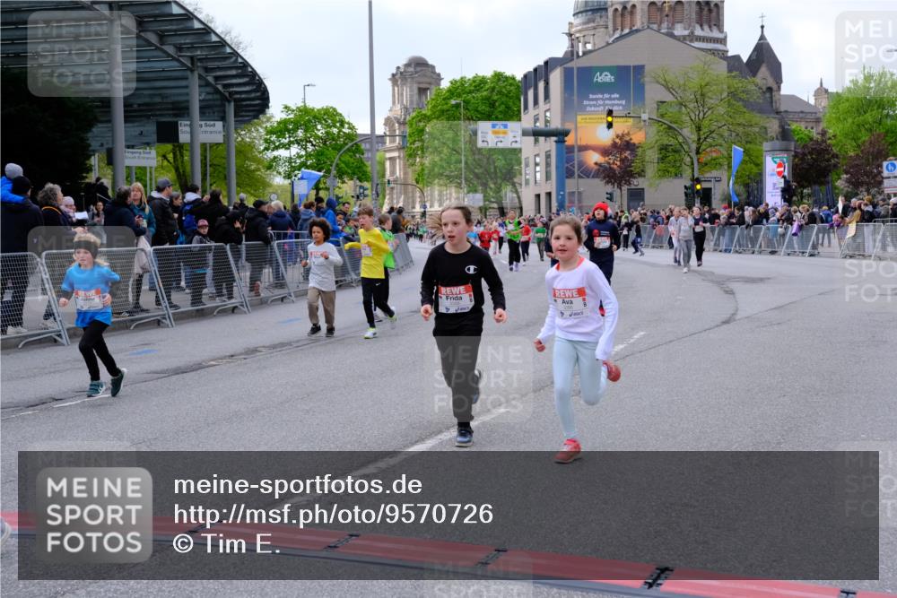 25.04.2026 - Das Zehntel Tim E. http://msf.ph/oto/9570726 25.04.2026 09:03:18 Ziel 1432, 1437, 1864, 1876, 1911, 1925, 2212, 2215, 2231, 3347, 3366, 3386, 3388, 3478, 3482, 3728, 3818, 3821 meine-sportfotos.de