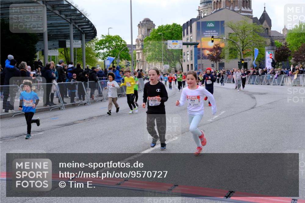 25.04.2026 - Das Zehntel Tim E. http://msf.ph/oto/9570727 25.04.2026 09:03:18 Ziel 1432, 1437, 1864, 1876, 1911, 1925, 2212, 2215, 2231, 3347, 3366, 3386, 3388, 3478, 3482, 3728, 3818, 3821 meine-sportfotos.de