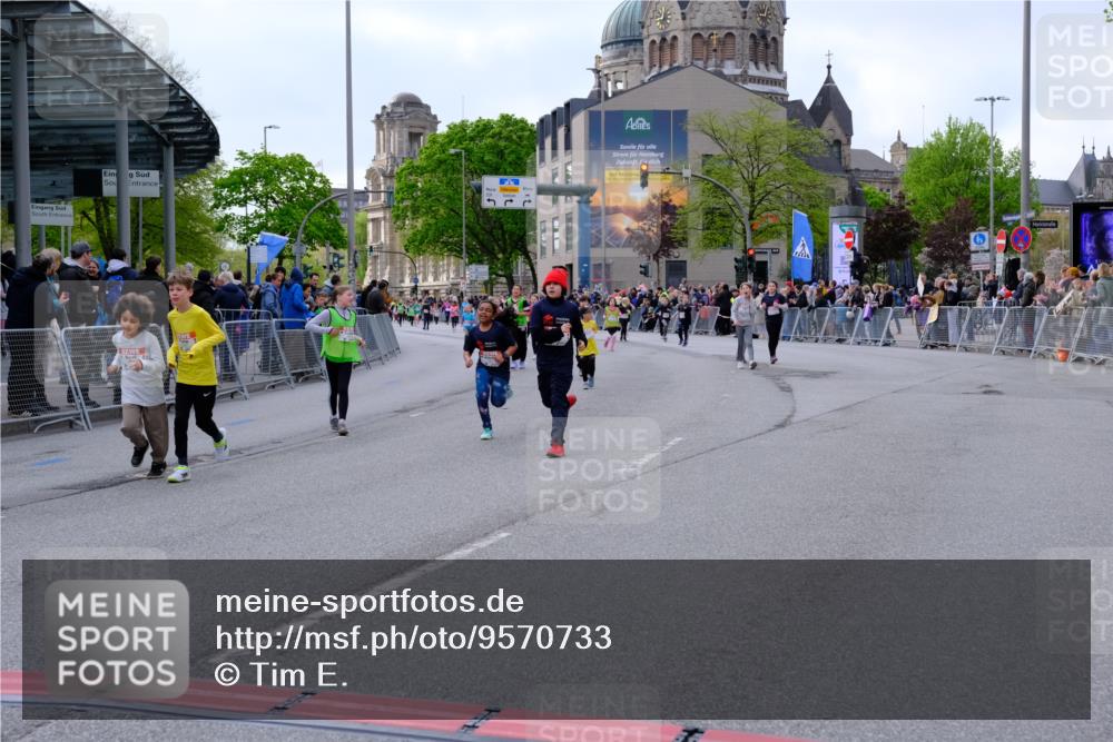 25.04.2026 - Das Zehntel Tim E. http://msf.ph/oto/9570733 25.04.2026 09:03:19 Ziel 1437, 1864, 1876, 1911, 1925, 2212, 2215, 2231, 3321, 3347, 3366, 3386, 3388, 3478, 3482, 3728, 3818, 3821 meine-sportfotos.de