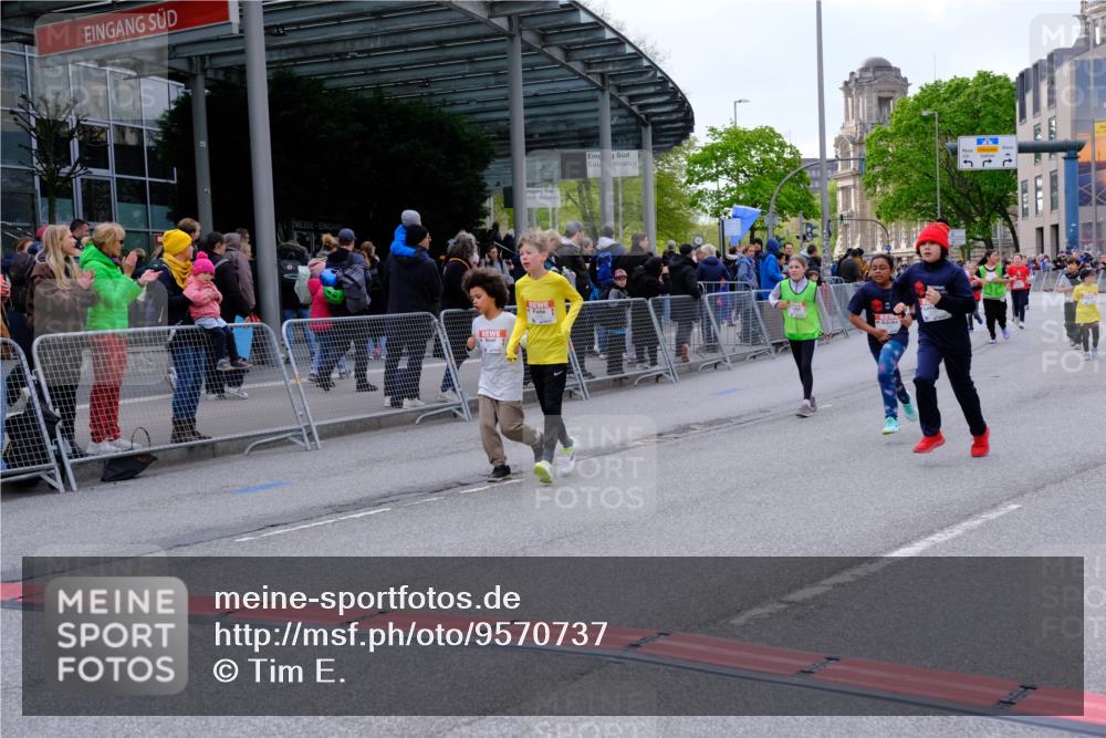 25.04.2026 - Das Zehntel Tim E. http://msf.ph/oto/9570737 25.04.2026 09:03:20 Ziel 1864, 1876, 1911, 1925, 2212, 2215, 2231, 3321, 3347, 3366, 3386, 3388, 3478, 3482, 3728 meine-sportfotos.de