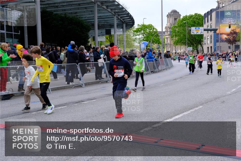 25.04.2026 - Das Zehntel Tim E. http://msf.ph/oto/9570743 25.04.2026 09:03:21 Ziel 1864, 1876, 1911, 1925, 2212, 2215, 2231, 3321, 3347, 3366, 3386, 3388, 3478, 3482, 3728 meine-sportfotos.de