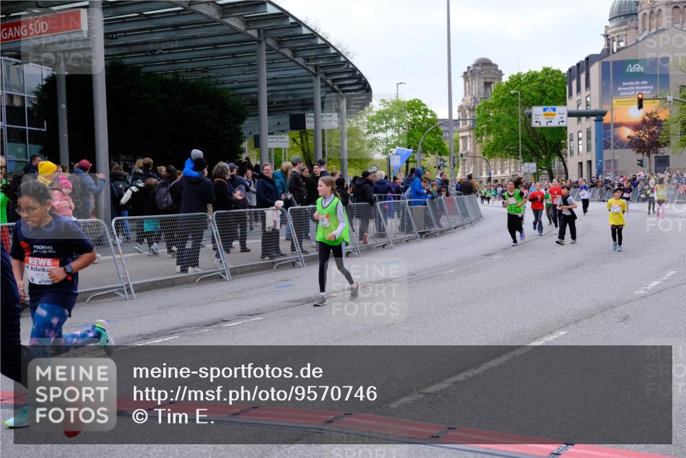 25.04.2026 - Das Zehntel Tim E. http://msf.ph/oto/9570746 25.04.2026 09:03:22 Ziel 1864, 1876, 2212, 2215, 2231, 3321, 3325, 3347, 3366, 3386, 3388, 3478, 3482, 3728 meine-sportfotos.de