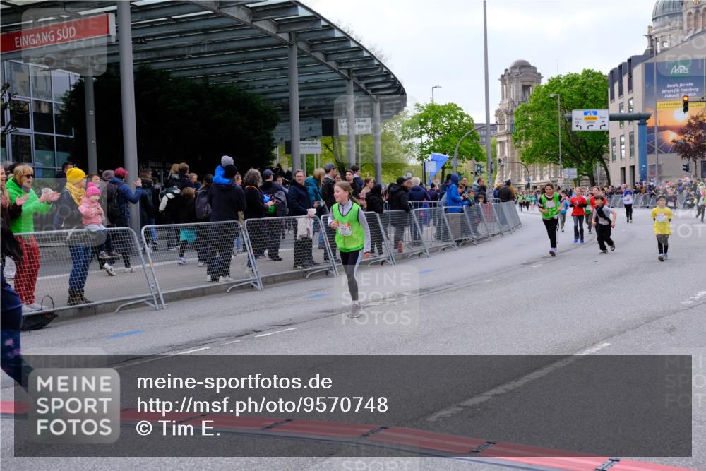 25.04.2026 - Das Zehntel Tim E. http://msf.ph/oto/9570748 25.04.2026 09:03:23 Ziel 1864, 1876, 2212, 2215, 2231, 2403, 3050, 3056, 3321, 3325, 3347, 3366, 3386, 3388, 3478, 3482, 3728 meine-sportfotos.de