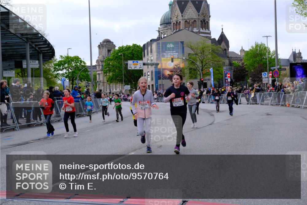 25.04.2026 - Das Zehntel Tim E. http://msf.ph/oto/9570764 25.04.2026 09:03:27 Ziel 1864, 1876, 2403, 2569, 2576, 2706, 3050, 3056, 3321, 3325, 3347, 3366, 3749, 3763, 3792 meine-sportfotos.de