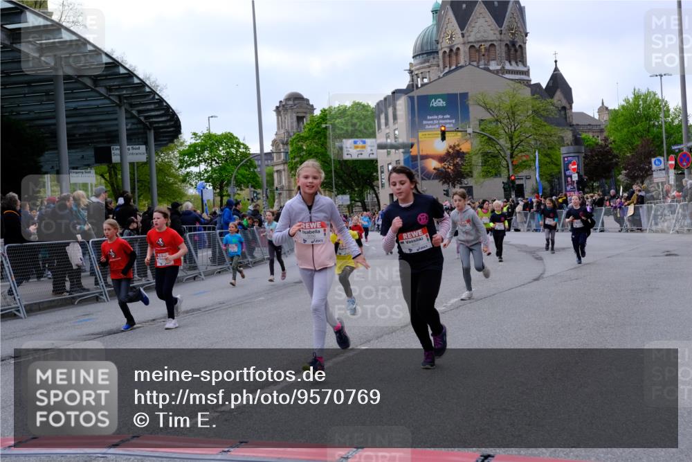 25.04.2026 - Das Zehntel Tim E. http://msf.ph/oto/9570769 25.04.2026 09:03:28 Ziel 1663, 1864, 1876, 2403, 2569, 2576, 2706, 3035, 3050, 3056, 3321, 3325, 3347, 3366, 3749, 3763, 3792 meine-sportfotos.de