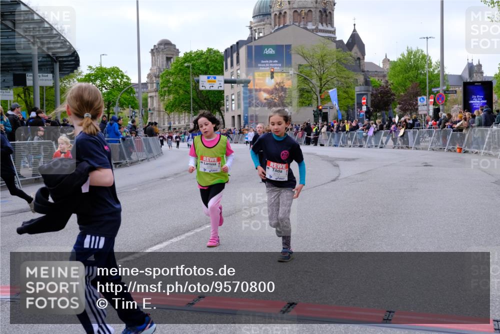 25.04.2026 - Das Zehntel Tim E. http://msf.ph/oto/9570800 25.04.2026 09:03:34 Ziel 1062, 1623, 1663, 1933, 2403, 2569, 2576, 2706, 3013, 3018, 3031, 3035, 3050, 3056, 3057, 3262, 3325, 3749, 3763, 3792 meine-sportfotos.de