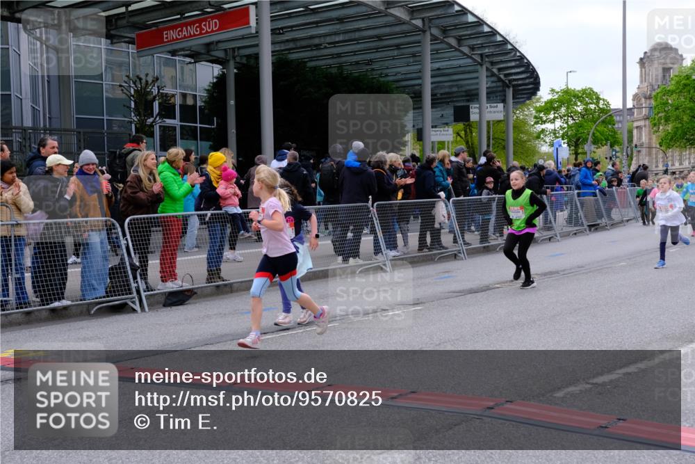 25.04.2026 - Das Zehntel Tim E. http://msf.ph/oto/9570825 25.04.2026 09:03:45 Ziel 1062, 1228, 1419, 1439, 1623, 2397, 2923, 2996, 3727 meine-sportfotos.de