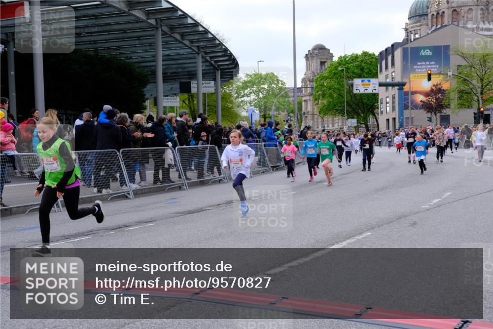 25.04.2026 - Das Zehntel Tim E. http://msf.ph/oto/9570827 25.04.2026 09:03:46 Ziel 1063, 1068, 1228, 1419, 1439, 1623, 2397, 2923, 2996, 3727 meine-sportfotos.de