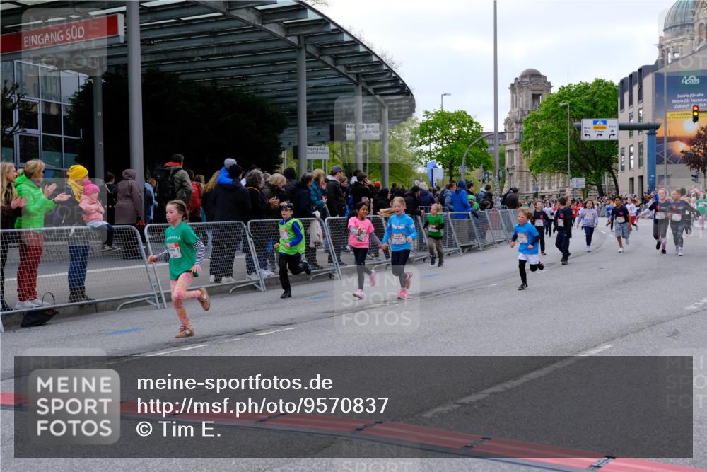 25.04.2026 - Das Zehntel Tim E. http://msf.ph/oto/9570837 25.04.2026 09:03:48 Ziel 1063, 1068, 1228, 1419, 1439, 1661, 2397, 2923, 2996, 2997, 3727 meine-sportfotos.de