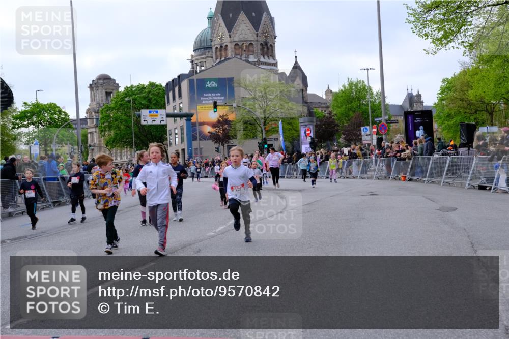 25.04.2026 - Das Zehntel Tim E. http://msf.ph/oto/9570842 25.04.2026 09:03:54 Ziel 1063, 1068, 1228, 1439, 1661, 2018, 2397, 2997, 3007, 3024, 3459, 3504, 3727, 3740, 3880 meine-sportfotos.de