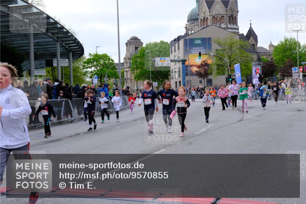25.04.2026 - Das Zehntel Tim E. http://msf.ph/oto/9570855 25.04.2026 09:03:56 Ziel 1063, 1068, 1439, 1661, 1835, 1860, 2018, 2397, 2440, 2578, 2997, 3007, 3024, 3442, 3446, 3451, 3459, 3504, 3727, 3740, 3867, 3880 meine-sportfotos.de