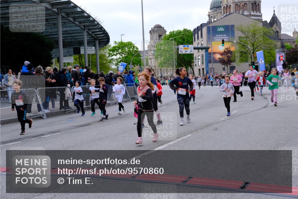 25.04.2026 - Das Zehntel Tim E. http://msf.ph/oto/9570860 25.04.2026 09:03:57 Ziel 1063, 1068, 1439, 1661, 1835, 1860, 2018, 2440, 2578, 2588, 2997, 3007, 3014, 3024, 3442, 3446, 3451, 3459, 3504, 3727, 3740, 3865, 3867, 3880 meine-sportfotos.de