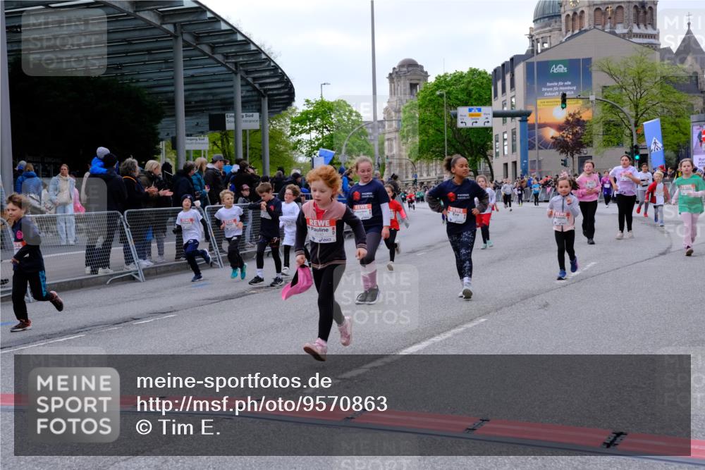 25.04.2026 - Das Zehntel Tim E. http://msf.ph/oto/9570863 25.04.2026 09:03:57 Ziel 1063, 1068, 1439, 1661, 1835, 1860, 2018, 2440, 2578, 2588, 2997, 3007, 3014, 3024, 3442, 3446, 3451, 3459, 3504, 3727, 3740, 3865, 3867, 3880 meine-sportfotos.de