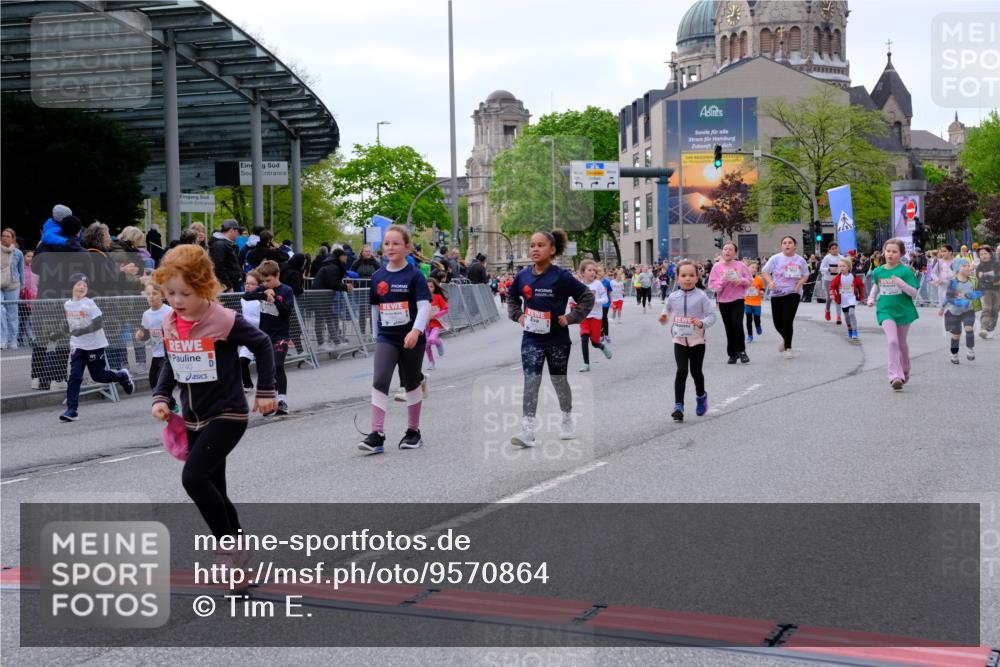 25.04.2026 - Das Zehntel Tim E. http://msf.ph/oto/9570864 25.04.2026 09:03:58 Ziel 1063, 1068, 1661, 1835, 1860, 2018, 2440, 2578, 2588, 2893, 2997, 3007, 3014, 3024, 3162, 3442, 3446, 3451, 3459, 3504, 3740, 3865, 3867, 3880 meine-sportfotos.de