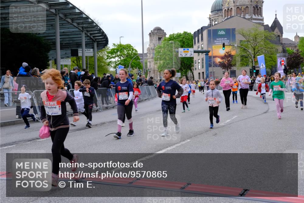 25.04.2026 - Das Zehntel Tim E. http://msf.ph/oto/9570865 25.04.2026 09:03:58 Ziel 1063, 1068, 1661, 1835, 1860, 2018, 2440, 2578, 2588, 2893, 2997, 3007, 3014, 3024, 3162, 3442, 3446, 3451, 3459, 3504, 3740, 3865, 3867, 3880 meine-sportfotos.de