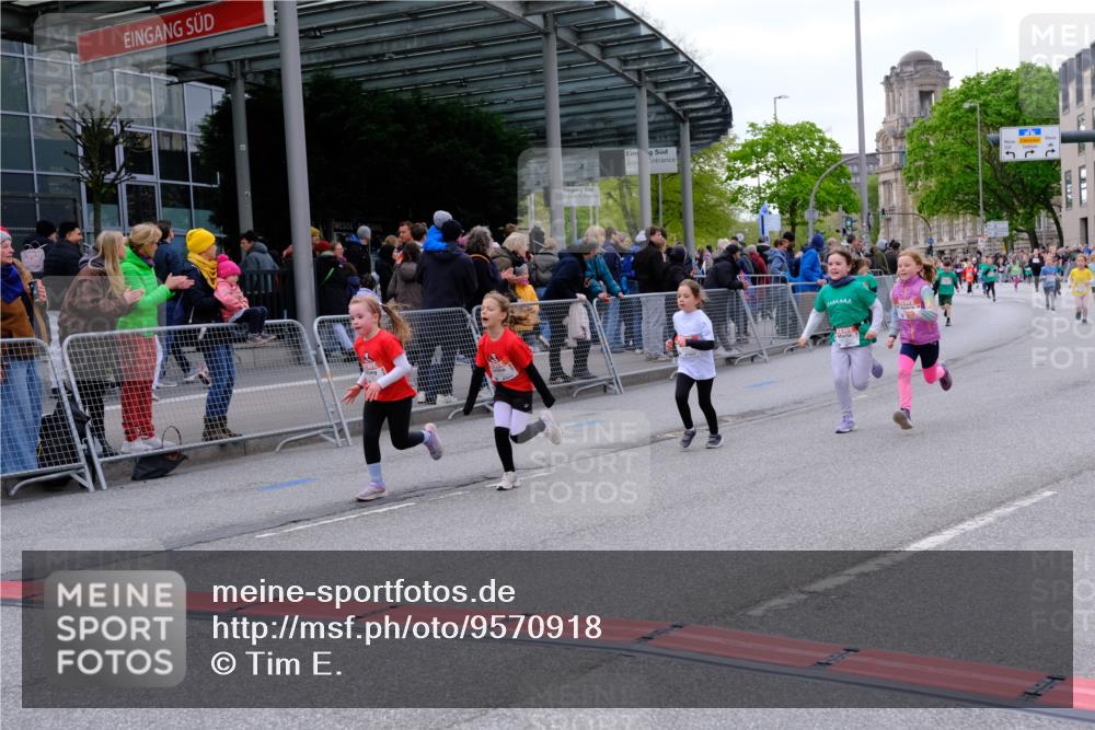25.04.2026 - Das Zehntel Tim E. http://msf.ph/oto/9570918 25.04.2026 09:04:15 Ziel 1226, 1392, 1480, 1497, 1809, 2194, 2346, 2358, 2386, 2432, 2534, 2551, 2597, 2666, 3680, 3733, 3809, 3810, 3885 meine-sportfotos.de