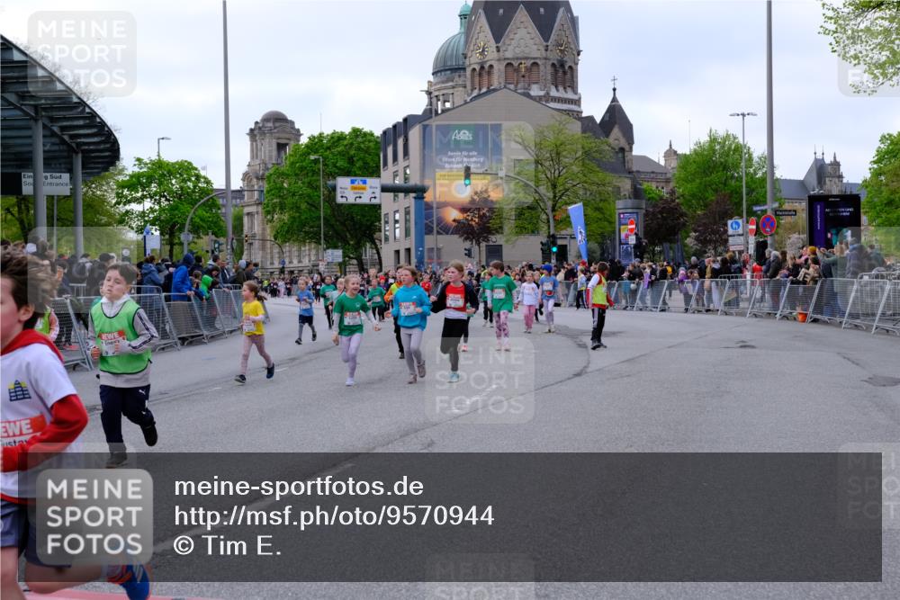 25.04.2026 - Das Zehntel Tim E. http://msf.ph/oto/9570944 25.04.2026 09:04:20 Ziel 1226, 1353, 1480, 1809, 1960, 1980, 1982, 2386, 2400, 2414, 2432, 2534, 2551, 2597, 2666, 2700, 3150, 3299, 3680, 3733 meine-sportfotos.de