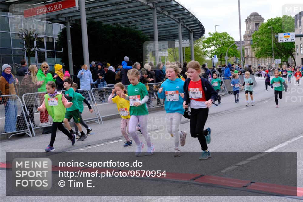 25.04.2026 - Das Zehntel Tim E. http://msf.ph/oto/9570954 25.04.2026 09:04:24 Ziel 1353, 1479, 1480, 1496, 1960, 1980, 1982, 2362, 2370, 2381, 2386, 2400, 2414, 2427, 2430, 2431, 2432, 2597, 2666, 2700, 3150, 3299, 3680 meine-sportfotos.de