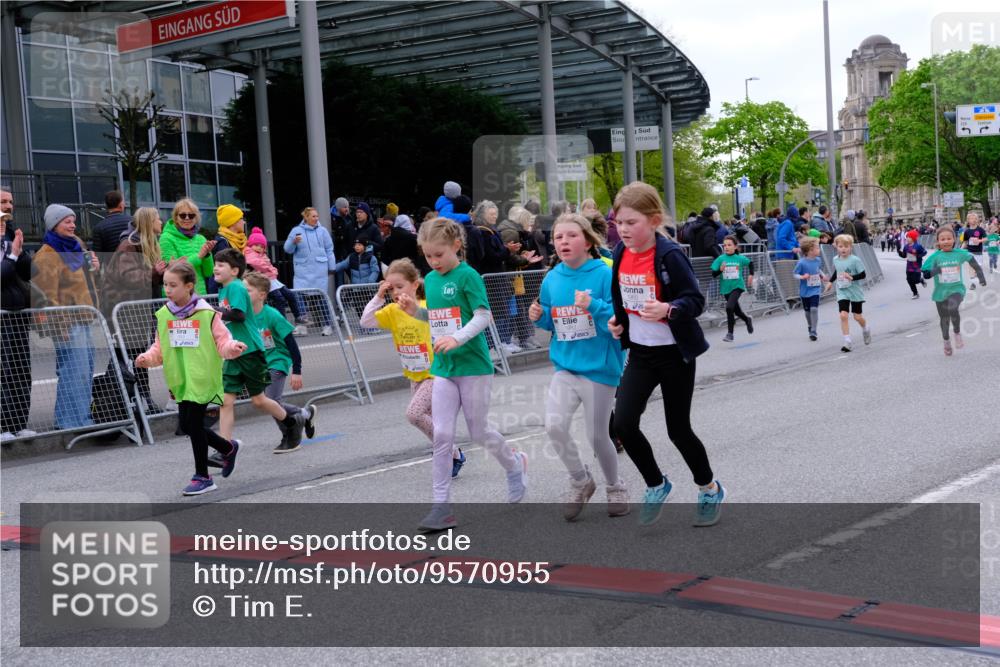 25.04.2026 - Das Zehntel Tim E. http://msf.ph/oto/9570955 25.04.2026 09:04:24 Ziel 1353, 1479, 1480, 1496, 1960, 1980, 1982, 2362, 2370, 2381, 2386, 2400, 2414, 2427, 2430, 2431, 2432, 2597, 2666, 2700, 3150, 3299, 3680 meine-sportfotos.de