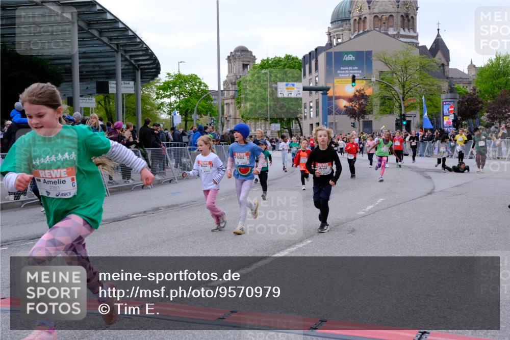 25.04.2026 - Das Zehntel Tim E. http://msf.ph/oto/9570979 25.04.2026 09:04:29 Ziel 1353, 1479, 1496, 1500, 1502, 1934, 1960, 1980, 1982, 2362, 2370, 2381, 2400, 2414, 2427, 2430, 2431, 2700, 3150, 3279, 3299, 3671, 3892, 3906 meine-sportfotos.de
