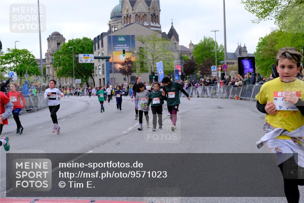 25.04.2026 - Das Zehntel Tim E. http://msf.ph/oto/9571023 25.04.2026 09:04:40 Ziel 1076, 1241, 1443, 1472, 1647, 1932, 2377, 2536, 2586, 2593, 2612, 2804, 2807, 3012, 3449, 3450, 3892, 3947, 3979, 4036 meine-sportfotos.de