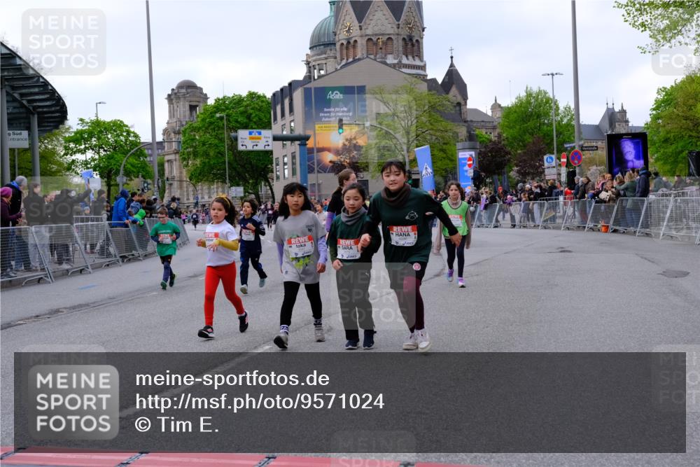 25.04.2026 - Das Zehntel Tim E. http://msf.ph/oto/9571024 25.04.2026 09:04:42 Ziel 1076, 1082, 1241, 1443, 1472, 1647, 1732, 1932, 2371, 2377, 2536, 2586, 2593, 2612, 2804, 2807, 3012, 3449, 3450, 3947, 3979, 4036 meine-sportfotos.de