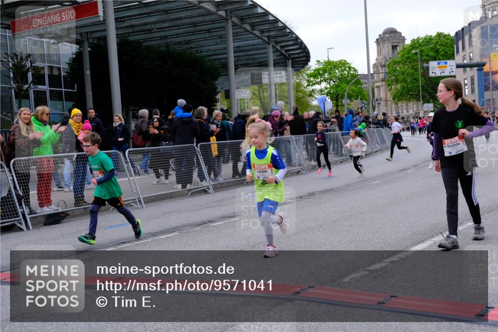 25.04.2026 - Das Zehntel Tim E. http://msf.ph/oto/9571041 25.04.2026 09:04:46 Ziel 1082, 1089, 1092, 1241, 1647, 1732, 2183, 2371, 2377, 2536, 2586, 2593, 2612, 2804, 2807, 3058, 3063, 3320, 3449, 3450, 3947, 3979, 4036 meine-sportfotos.de