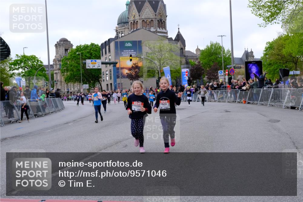 25.04.2026 - Das Zehntel Tim E. http://msf.ph/oto/9571046 25.04.2026 09:04:49 Ziel 1082, 1089, 1092, 1241, 1732, 2183, 2371, 2612, 2950, 3058, 3063, 3320, 3449, 3450, 3601, 3947, 3979, 4036 meine-sportfotos.de