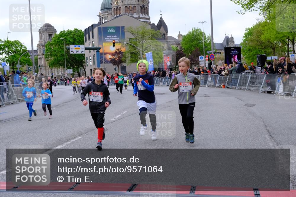 25.04.2026 - Das Zehntel Tim E. http://msf.ph/oto/9571064 25.04.2026 09:04:55 Ziel 1089, 1092, 1591, 1594, 2183, 2254, 2950, 3058, 3063, 3320, 3601, 3724, 3726, 3767, 3776, 3777, 3796 meine-sportfotos.de