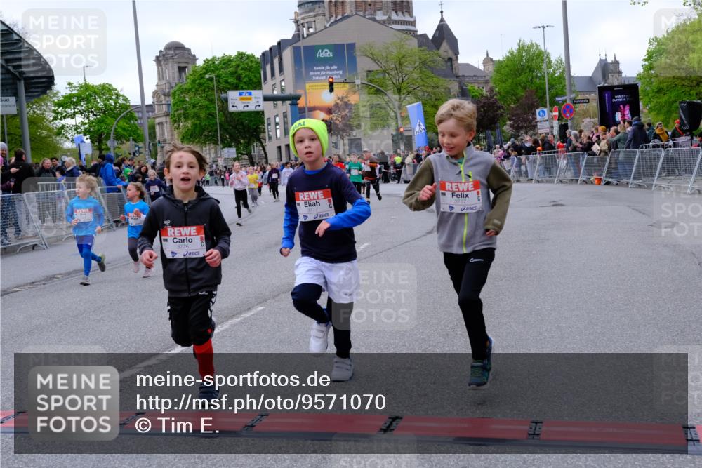 25.04.2026 - Das Zehntel Tim E. http://msf.ph/oto/9571070 25.04.2026 09:04:55 Ziel 1089, 1092, 1591, 1594, 2183, 2254, 2950, 3058, 3063, 3320, 3601, 3724, 3726, 3767, 3776, 3777, 3796 meine-sportfotos.de