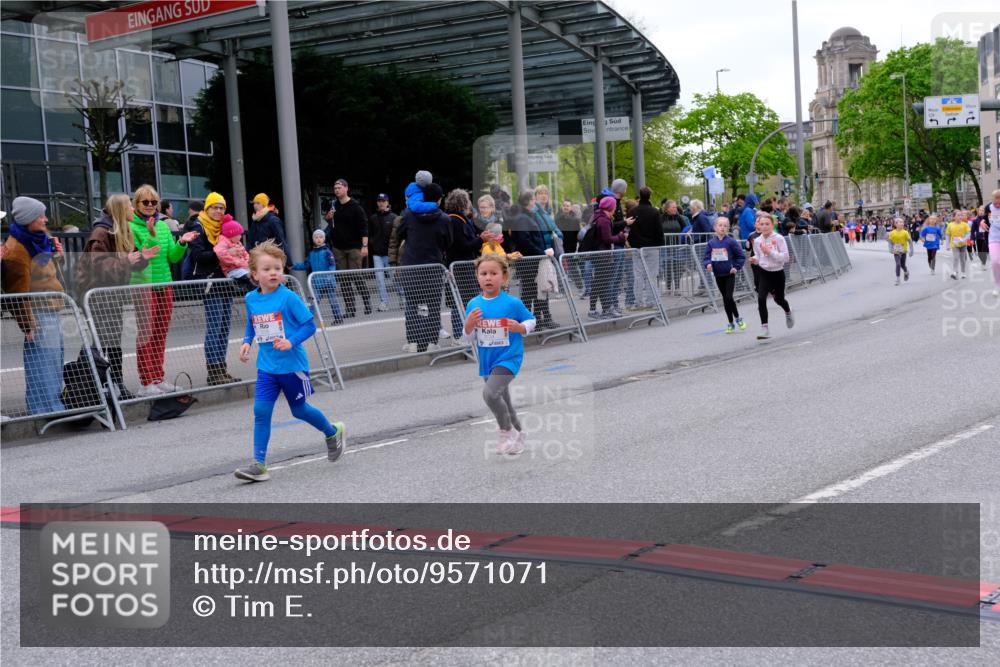 25.04.2026 - Das Zehntel Tim E. http://msf.ph/oto/9571071 25.04.2026 09:04:58 Ziel 1350, 1390, 1591, 1594, 2254, 2657, 2670, 2672, 2950, 3601, 3724, 3726, 3767, 3776, 3777, 3796, 3961 meine-sportfotos.de