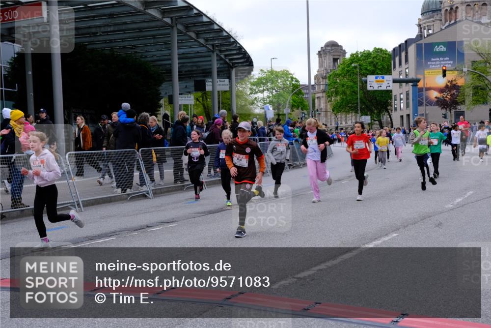 25.04.2026 - Das Zehntel Tim E. http://msf.ph/oto/9571083 25.04.2026 09:05:00 Ziel 1350, 1390, 1412, 1591, 1594, 2254, 2657, 2670, 2672, 2950, 3601, 3724, 3726, 3767, 3776, 3777, 3796, 3961 meine-sportfotos.de
