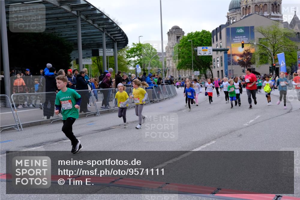 25.04.2026 - Das Zehntel Tim E. http://msf.ph/oto/9571111 25.04.2026 09:05:05 Ziel 1350, 1390, 1412, 1904, 2112, 2382, 2530, 2543, 2640, 2657, 2663, 2670, 2672, 2693, 2696, 3724, 3726, 3796, 3961 meine-sportfotos.de