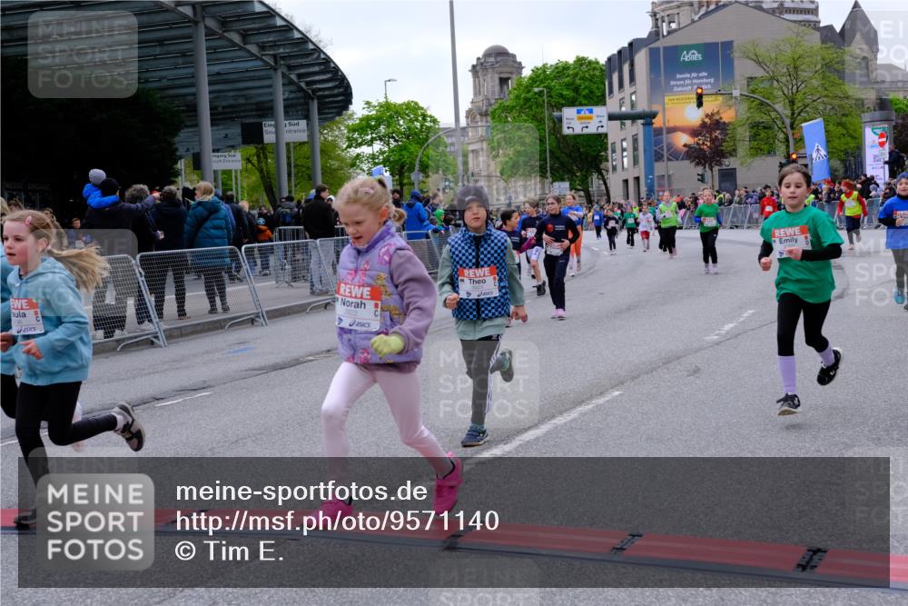 25.04.2026 - Das Zehntel Tim E. http://msf.ph/oto/9571140 25.04.2026 09:05:17 Ziel 2103, 2113, 2115, 2368, 2543, 2918, 2935, 2936, 3483, 3487, 3698, 3700, 3922, 3923 meine-sportfotos.de