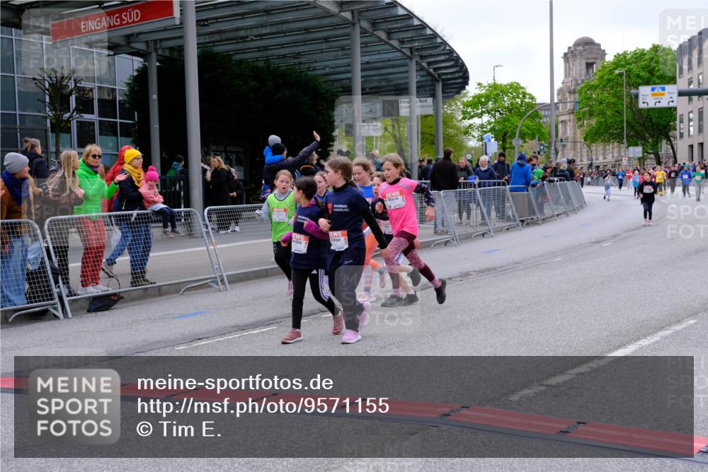 25.04.2026 - Das Zehntel Tim E. http://msf.ph/oto/9571155 25.04.2026 09:05:22 Ziel 1414, 1418, 1811, 1821, 2113, 2115, 2141, 2144, 2297, 2368, 2918, 2935, 2936, 3133, 3148, 3698, 3700, 3922, 3923 meine-sportfotos.de