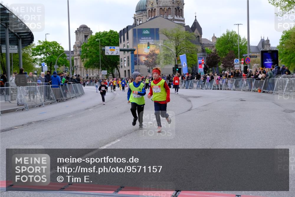 25.04.2026 - Das Zehntel Tim E. http://msf.ph/oto/9571157 25.04.2026 09:05:23 Ziel 1414, 1418, 1811, 1821, 2113, 2115, 2141, 2144, 2297, 2368, 2832, 2918, 2935, 2936, 3133, 3148, 3922, 3923 meine-sportfotos.de