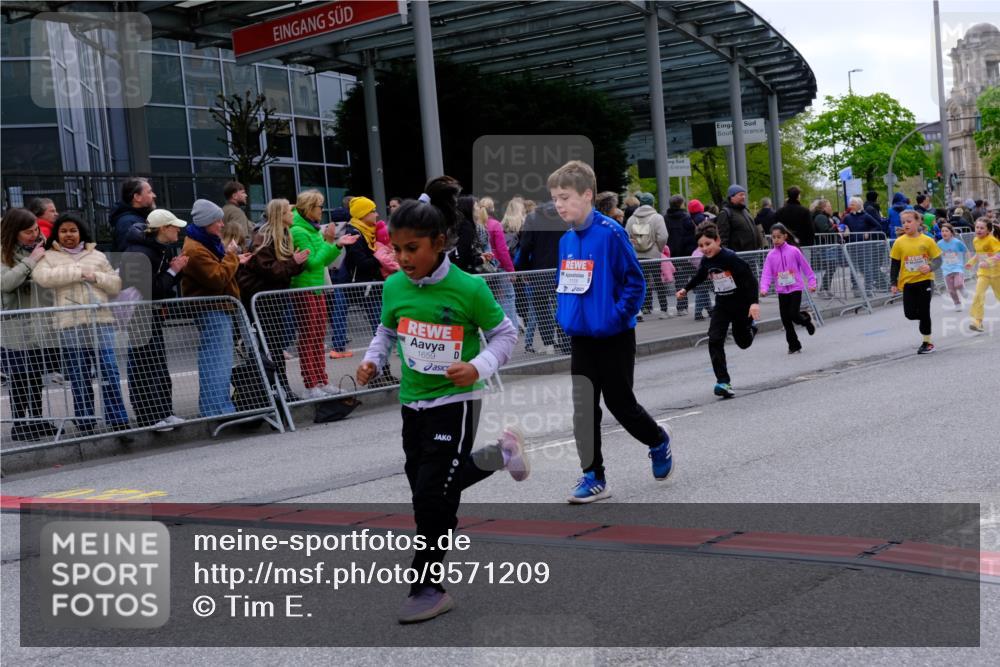25.04.2026 - Das Zehntel Tim E. http://msf.ph/oto/9571209 25.04.2026 09:05:43 Ziel 1118, 1128, 1130, 1659, 1939, 1949, 1952, 2177, 2357, 2372, 2483, 2555, 2626, 2687, 3240, 3620, 3750, 3780, 3782 meine-sportfotos.de