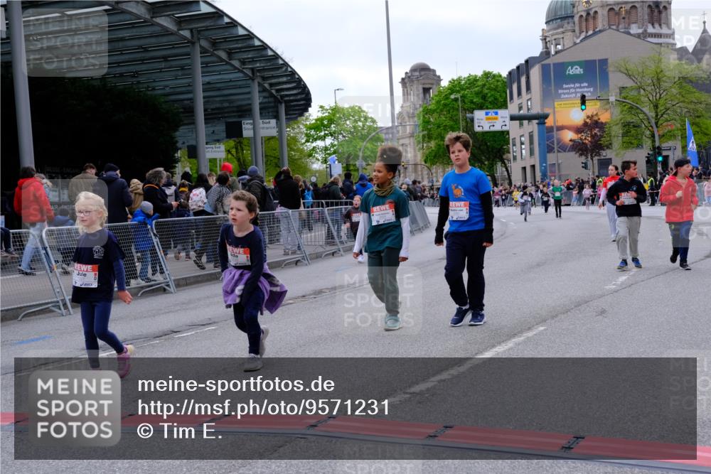 25.04.2026 - Das Zehntel Tim E. http://msf.ph/oto/9571231 25.04.2026 09:05:48 Ziel 1118, 1128, 1130, 1227, 1235, 1659, 1939, 1949, 2054, 2060, 2177, 2483, 2626, 2687, 2924, 2930, 3240, 3771, 3781 meine-sportfotos.de
