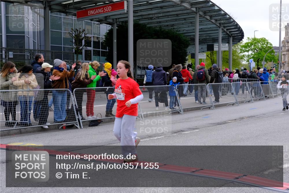 25.04.2026 - Das Zehntel Tim E. http://msf.ph/oto/9571255 25.04.2026 09:05:55 Ziel 1227, 1235, 1616, 1973, 2054, 2060, 2177, 2483, 2677, 2924, 2930, 3771, 3781 meine-sportfotos.de