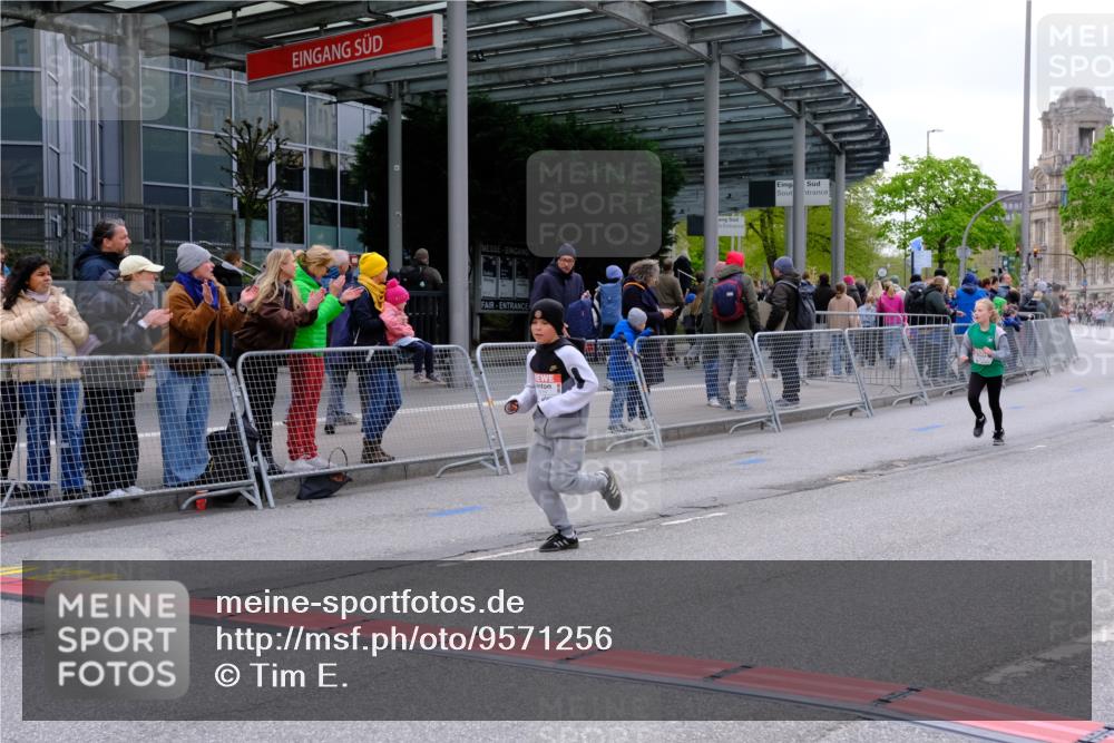 25.04.2026 - Das Zehntel Tim E. http://msf.ph/oto/9571256 25.04.2026 09:05:57 Ziel 1616, 1973, 2054, 2060, 2677, 2924, 2930, 3753, 3771, 3779, 3781 meine-sportfotos.de