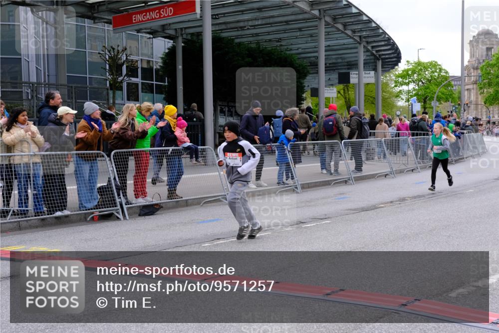 25.04.2026 - Das Zehntel Tim E. http://msf.ph/oto/9571257 25.04.2026 09:05:57 Ziel 1616, 1973, 2054, 2060, 2677, 2924, 2930, 3753, 3771, 3779, 3781 meine-sportfotos.de