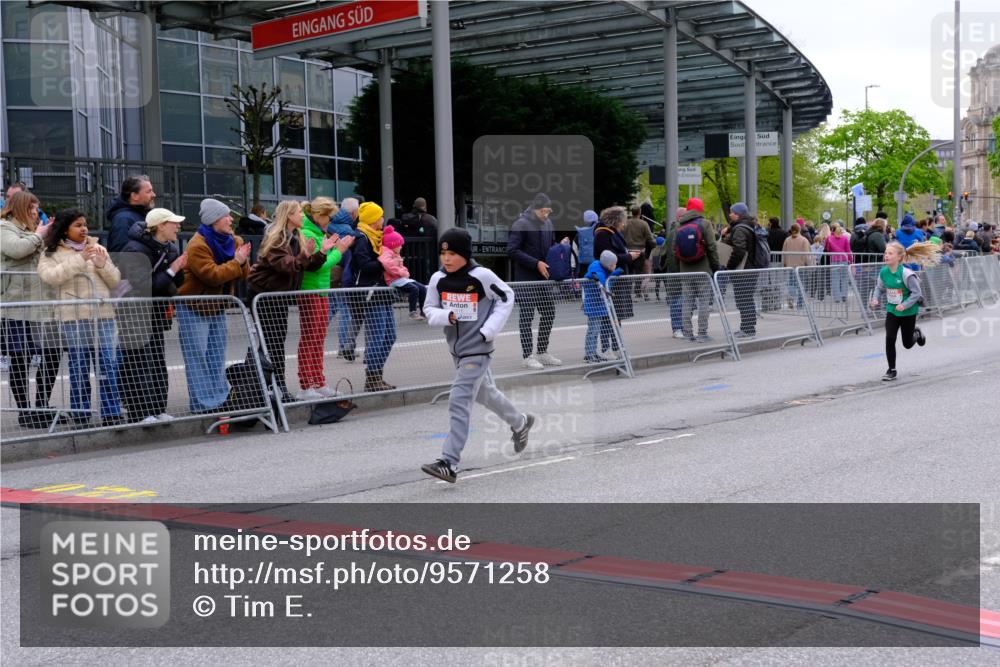 25.04.2026 - Das Zehntel Tim E. http://msf.ph/oto/9571258 25.04.2026 09:05:57 Ziel 1616, 1973, 2054, 2060, 2677, 2924, 2930, 3753, 3771, 3779, 3781 meine-sportfotos.de