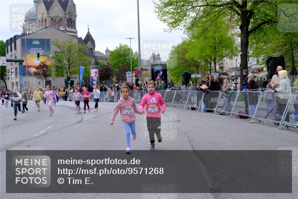 25.04.2026 - Das Zehntel Tim E. http://msf.ph/oto/9571268 25.04.2026 09:06:01 Ziel 1616, 1973, 2677, 2973, 2985, 3753, 3779 meine-sportfotos.de