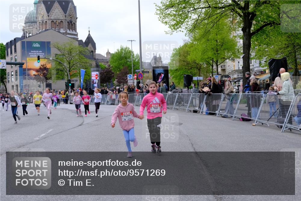 25.04.2026 - Das Zehntel Tim E. http://msf.ph/oto/9571269 25.04.2026 09:06:01 Ziel 1616, 1973, 2677, 2973, 2985, 3753, 3779 meine-sportfotos.de