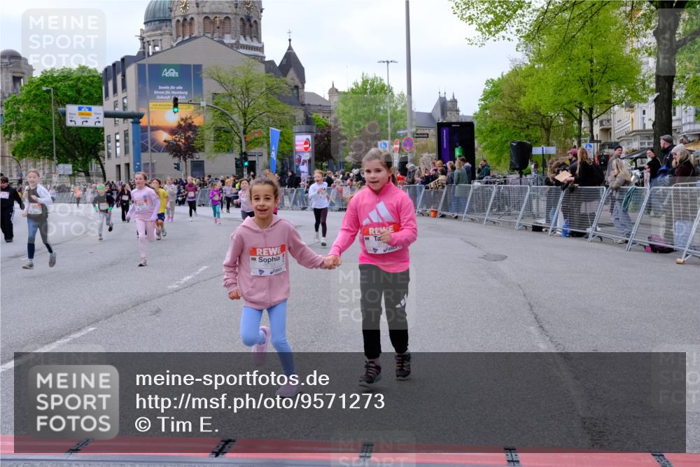25.04.2026 - Das Zehntel Tim E. http://msf.ph/oto/9571273 25.04.2026 09:06:02 Ziel 1616, 1973, 2677, 2973, 2985, 3732, 3753, 3779 meine-sportfotos.de