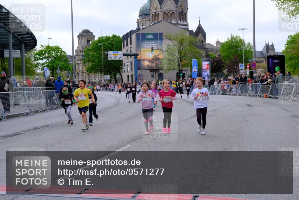25.04.2026 - Das Zehntel Tim E. http://msf.ph/oto/9571277 25.04.2026 09:06:06 Ziel 1524, 1973, 2180, 2202, 2973, 2985, 3732, 3735, 3742, 3753, 3779 meine-sportfotos.de