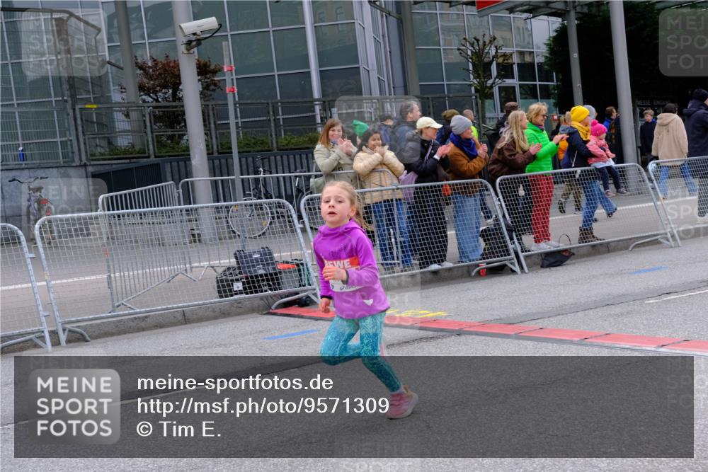 25.04.2026 - Das Zehntel Tim E. http://msf.ph/oto/9571309 25.04.2026 09:06:15 Ziel 1079, 1095, 1321, 1524, 1800, 2180, 2202, 2614, 3735, 3742, 3864, 3877, 3934, 3935, 3953 meine-sportfotos.de